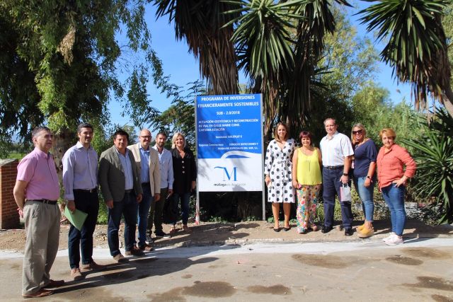 foto de El diputado de Fomento e Infraestructuras, Francisco Oblaré visita los trabajos de remodelación de calle Marie Curie