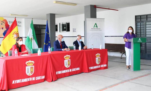 foto de Las delegadas de Gobierno y Educación inauguran el inicio del curso de Secundaria en el IES Jarifa de Cártama