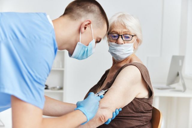 foto de Andalucía comienza el próximo 14 de octubre la campaña de vacunación contra la gripe