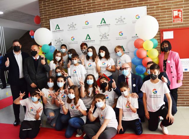 foto de El CEIP Flor de Azahar, primer centro público Reference School de Google de Andalucía