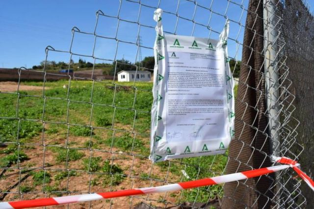 foto de Fomento paraliza viviendas irregulares en suelo rústico en Cártama