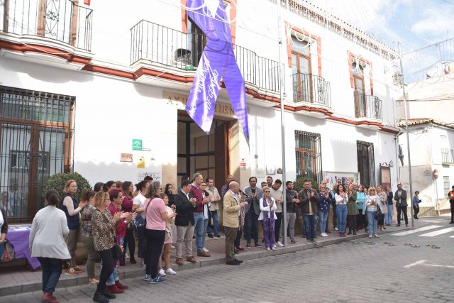 foto de Actos en Cártama el Día Internacional de la Eliminación de la Violencia contra las Mujeres