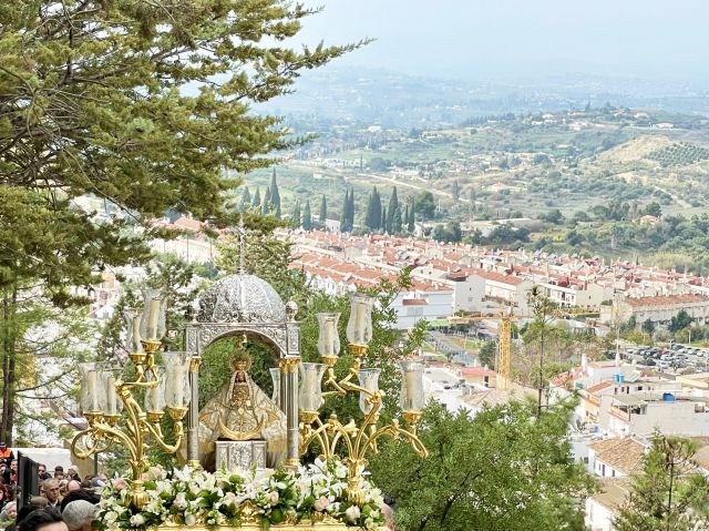 foto de La patrona de Cártama, regresó a su Ermita