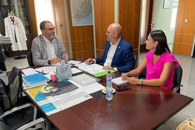 foto de Reunión con la Delegación de Salud para trasladar las necesidades de Cártama