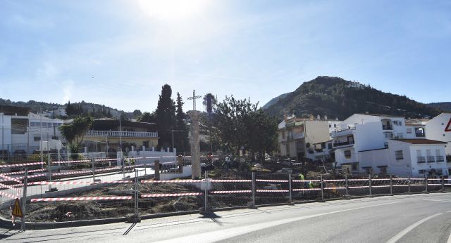 foto de En marcha las obras del entorno de la Columna de la Cruz de Humilladero