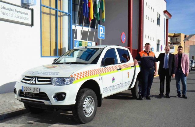 foto de Nuevo coche para la Agrupación de Voluntarios de Protección Civil