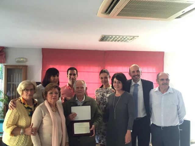 foto de El Centro de Participación Activa para Personas Mayores de Cártama ha celebrado un Homenaje al Mayor