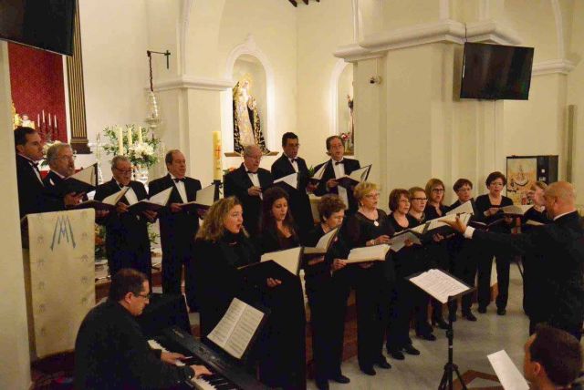 foto de La Coral Ciudad de Antequera-La Salle ofreció una Gala Lírica en la Parroquia de San Pedro de Cártama