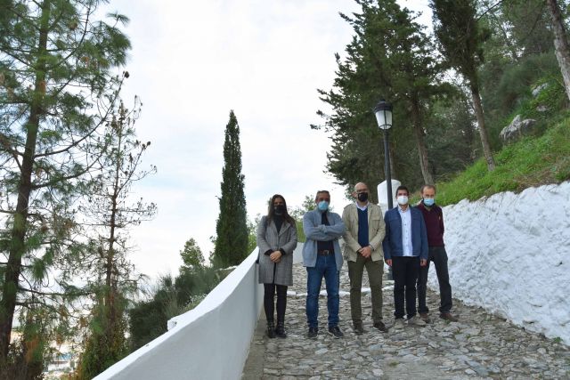 foto de Llegan a su fin los trabajos de mejora en la planta baja de la Ermita y en su camino de acceso