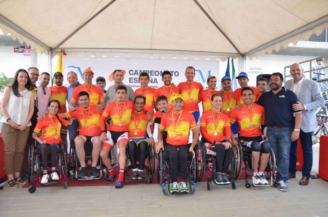 foto de Un centenar de participantes se dan cita en la contrarreloj del Campeonato de España de Ciclismo Adaptado