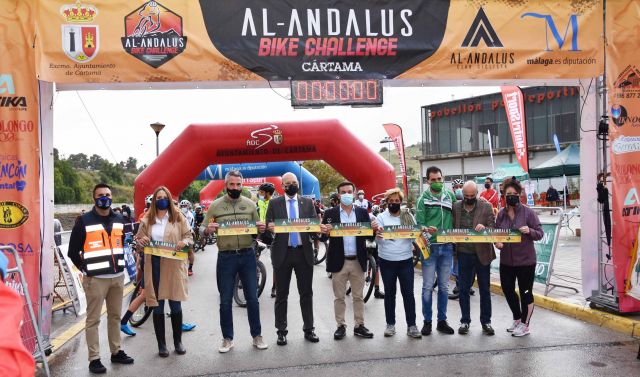 foto de La prueba ciclista Al-Andalus Bike Challenge reúne a 350 participantes