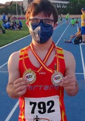 foto de Manuel Guerrero Oliva Campeón de España en 400 metros lisos