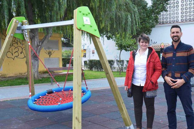 foto de Tres parques de Cártama cuentan con columpios adaptados