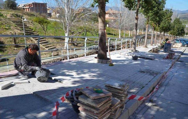 foto de Reparación del acerado en calle Jilguero de Cártama Pueblo y urbanización Los Naranjos