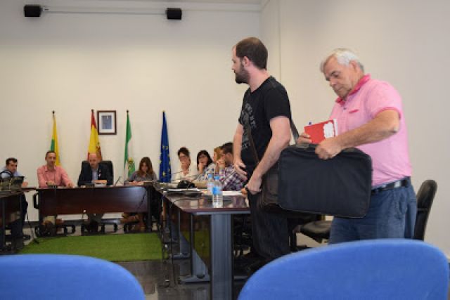 foto de Izquierda Unida abandona el Pleno de ayer en Cártama