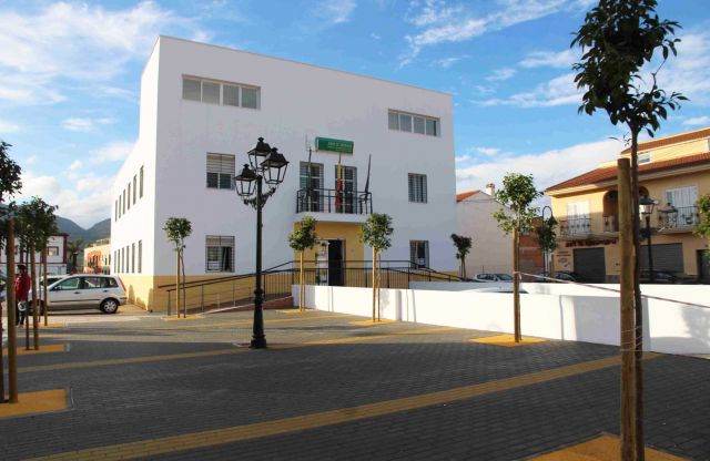 foto de Llegan a su recta final los trabajos de remodelación de la plaza en la calle Lope de Vega