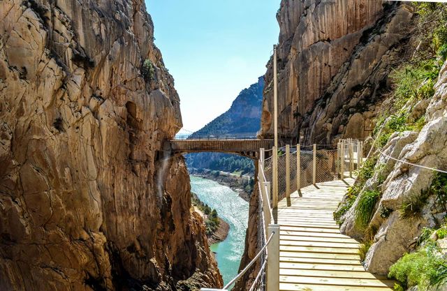 foto de Luis Machuca obtiene el premio Archmarathon de Milán por su proyecto de recuperación de El Caminito del Rey